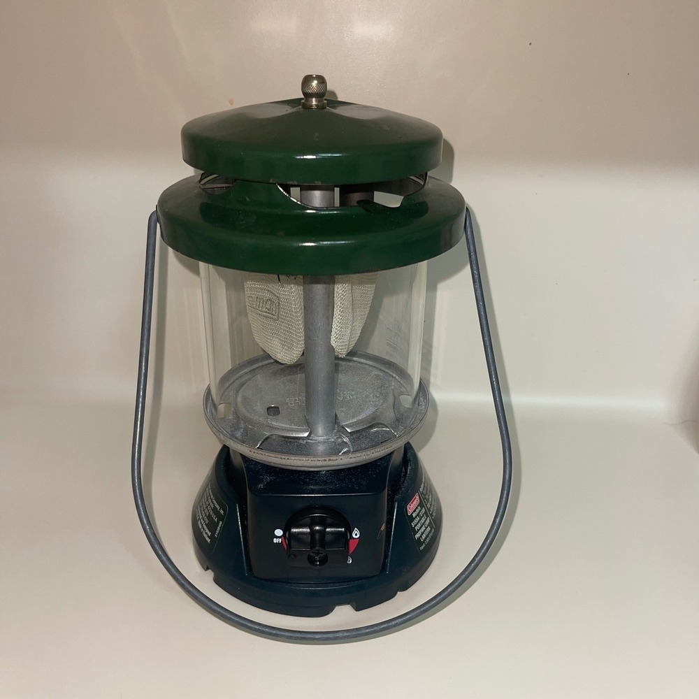 Coleman 5155A 5158 Propane Lantern w/ Case INSTAStart Never Used‎ Clean